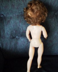 DNC AUBURN FASHION DOLL WHITE DRESS VIEW_04